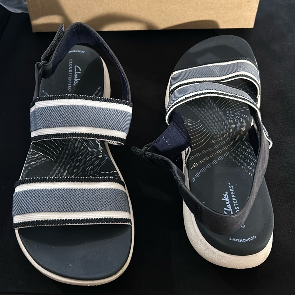 Clarks Cloudsteppers Womens 9.5 Sandals Arla Stroll